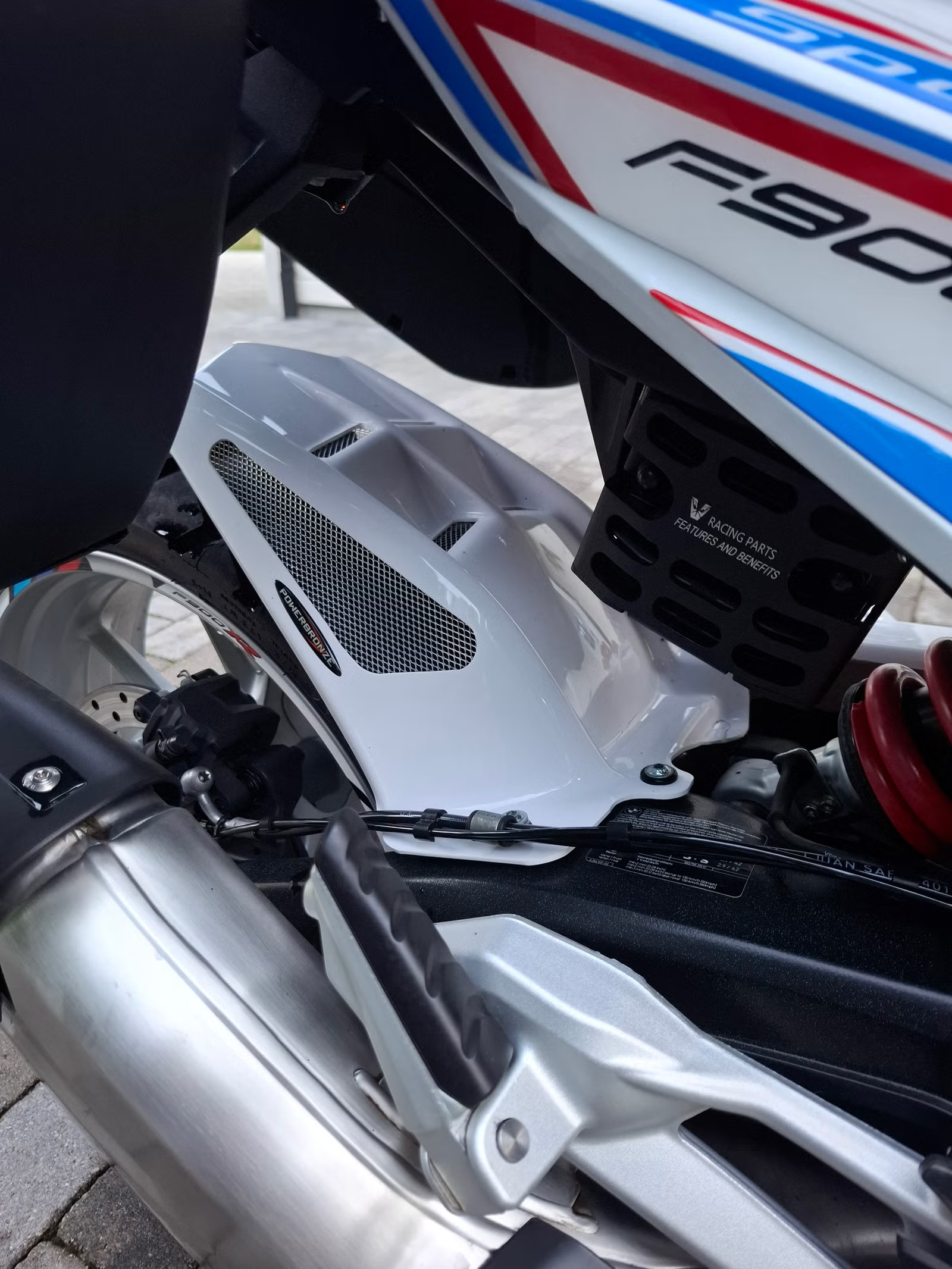 BMW F 900 XR 2021 14