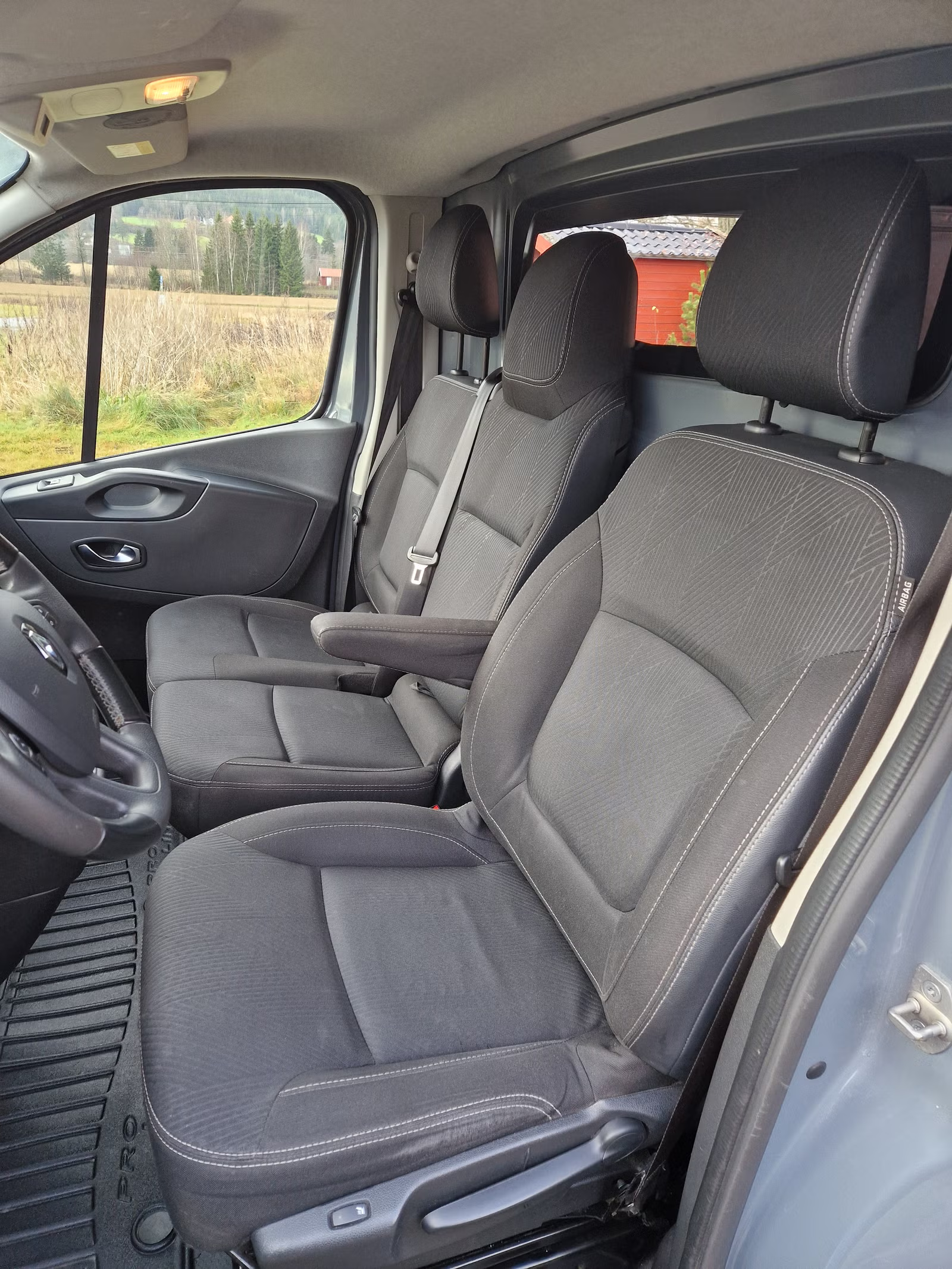 Renault Trafic 2020 9