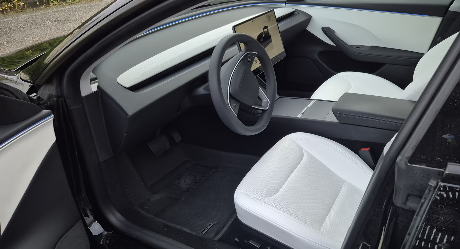 Tesla Model 3 2024 4