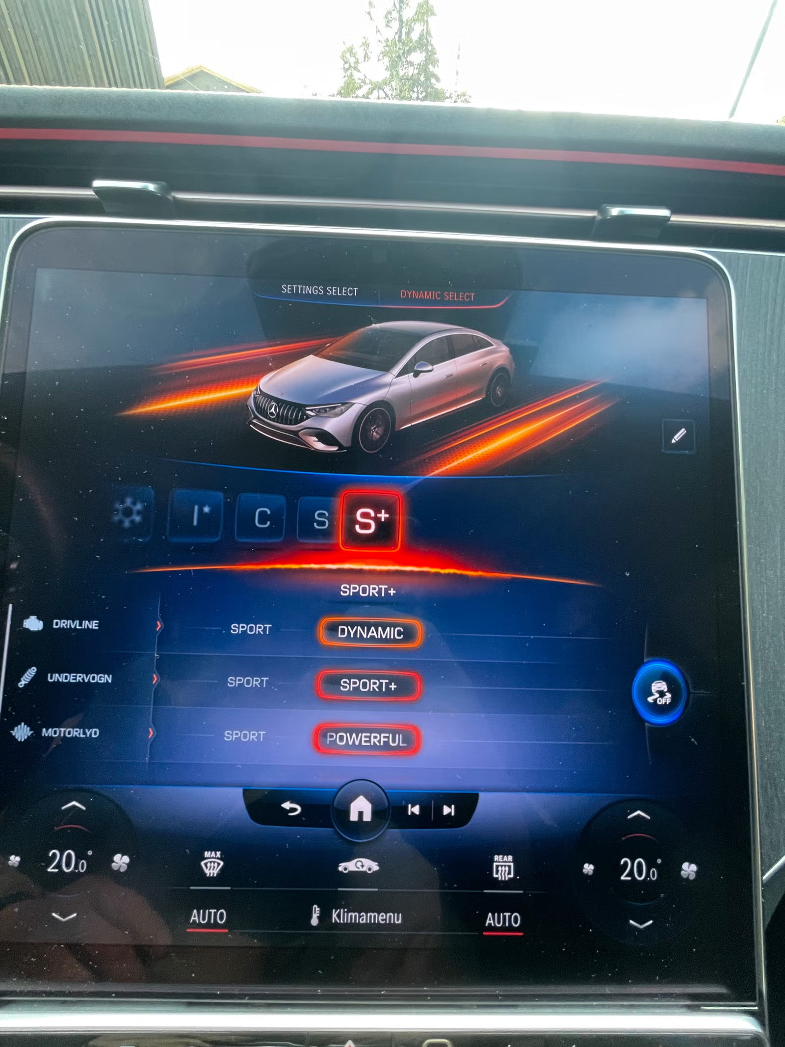 Mercedes-Benz EQE 2022 10