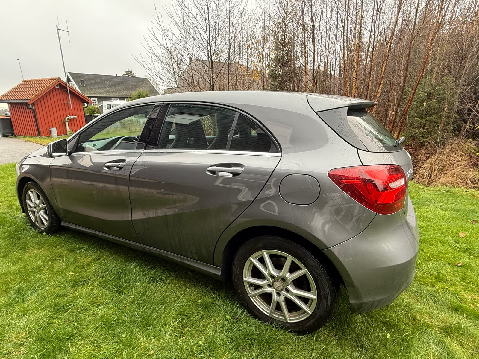 Mercedes-Benz A160 2016 27