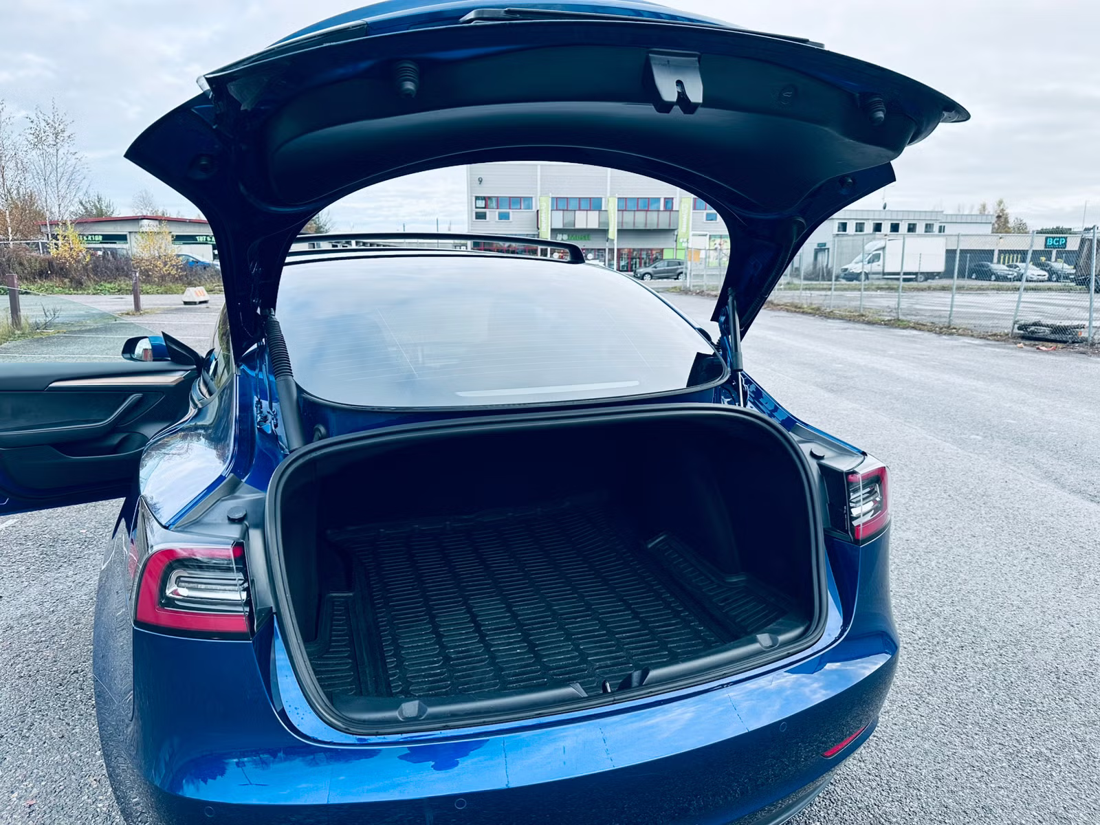 Tesla Model 3 2021 5