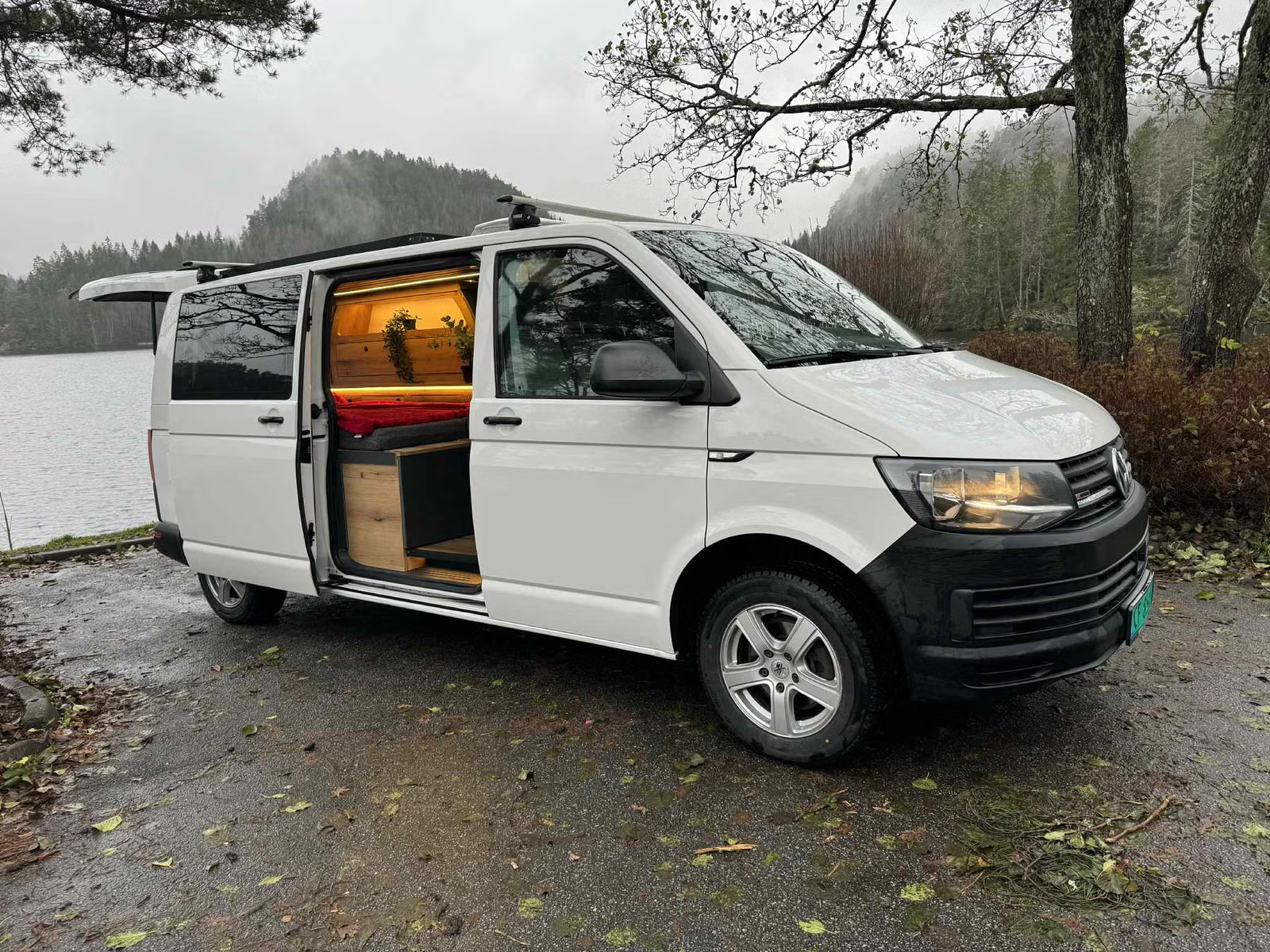 Volkswagen Transporter 2019 31