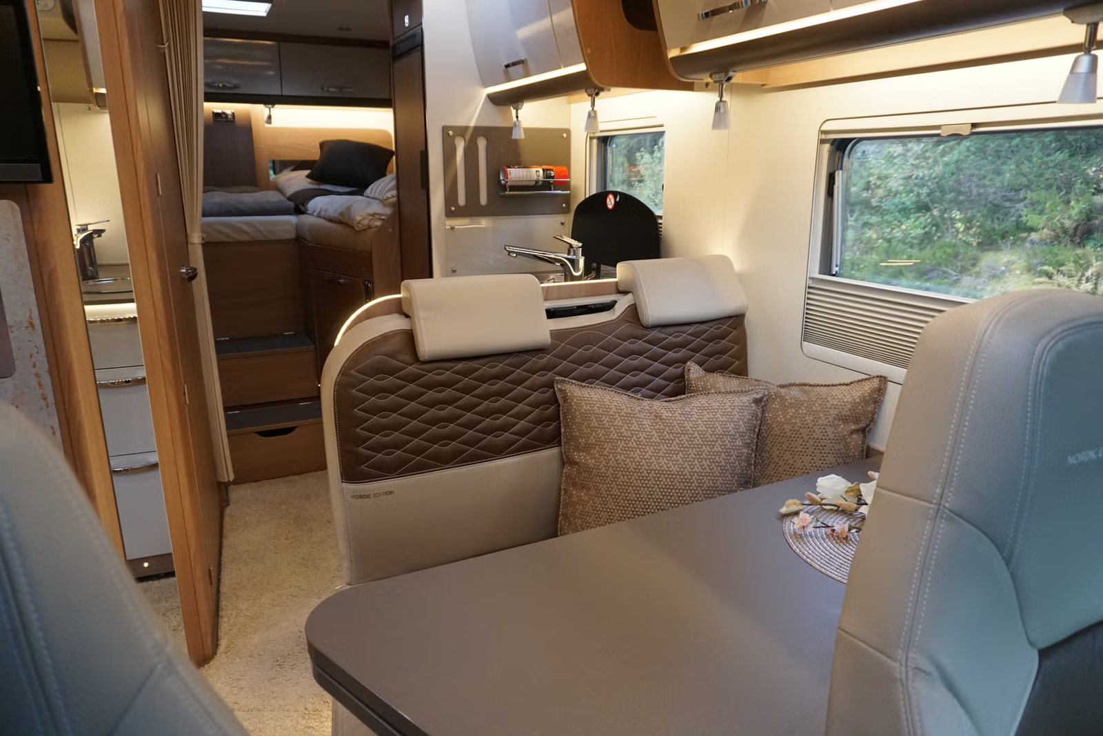 Burstner Bürstner Lyseo Édition Nordique 699 2018 19