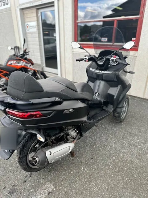 Piaggio MP3 300 2015 5