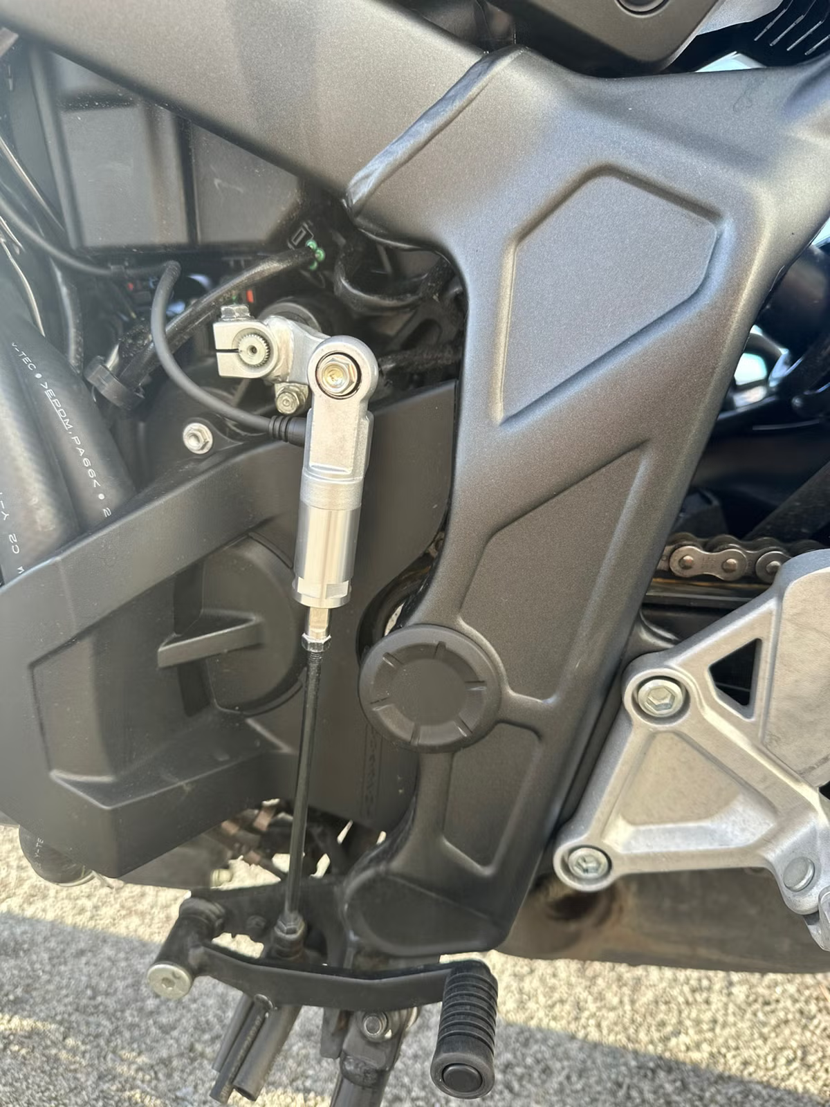 Honda CB 650 R 2025 28