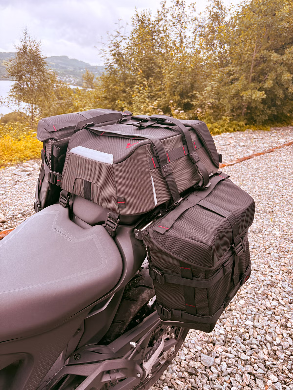 Ducati Monster 950 + 2021 18