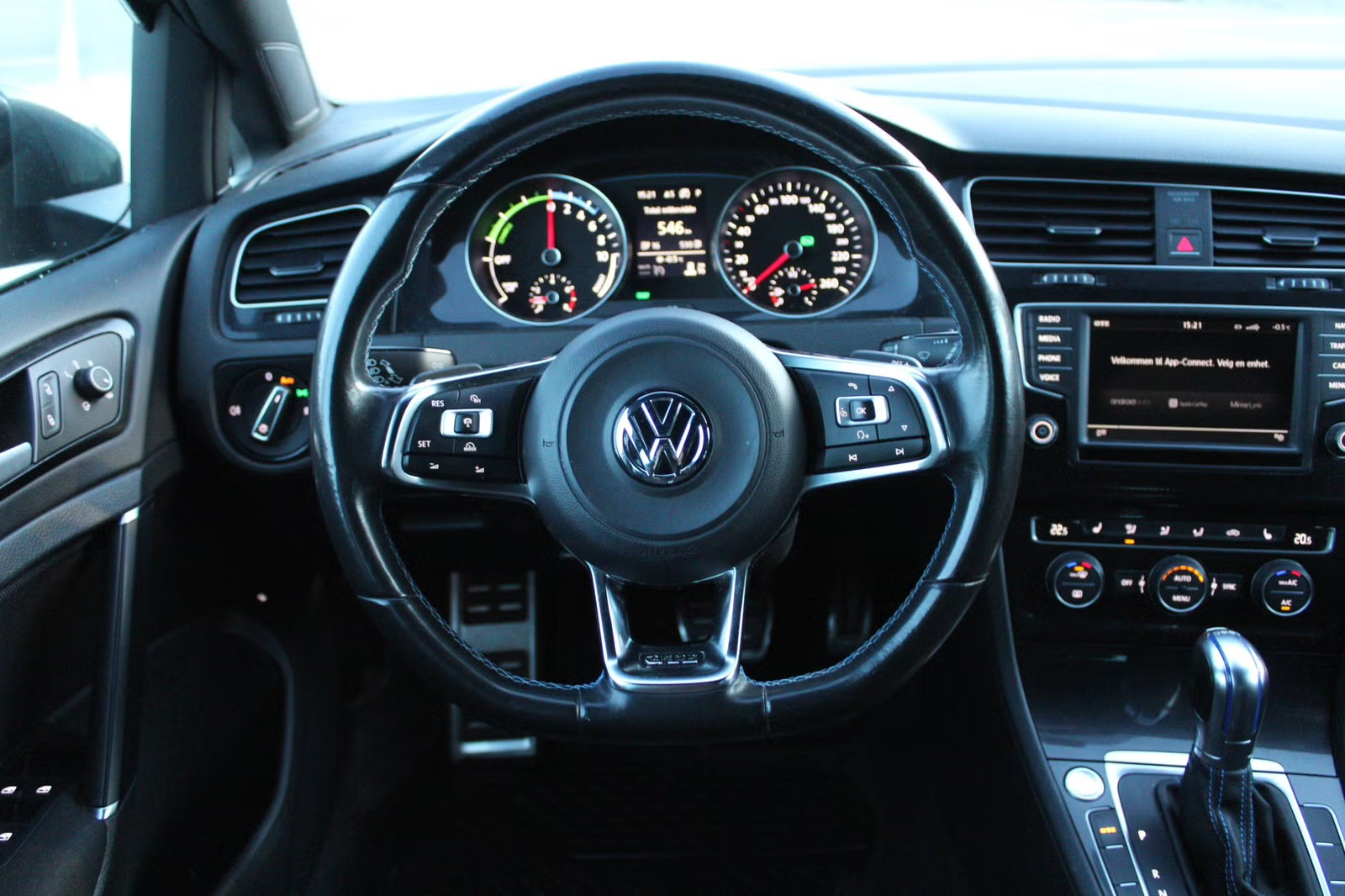 Volkswagen Golf 2016 8