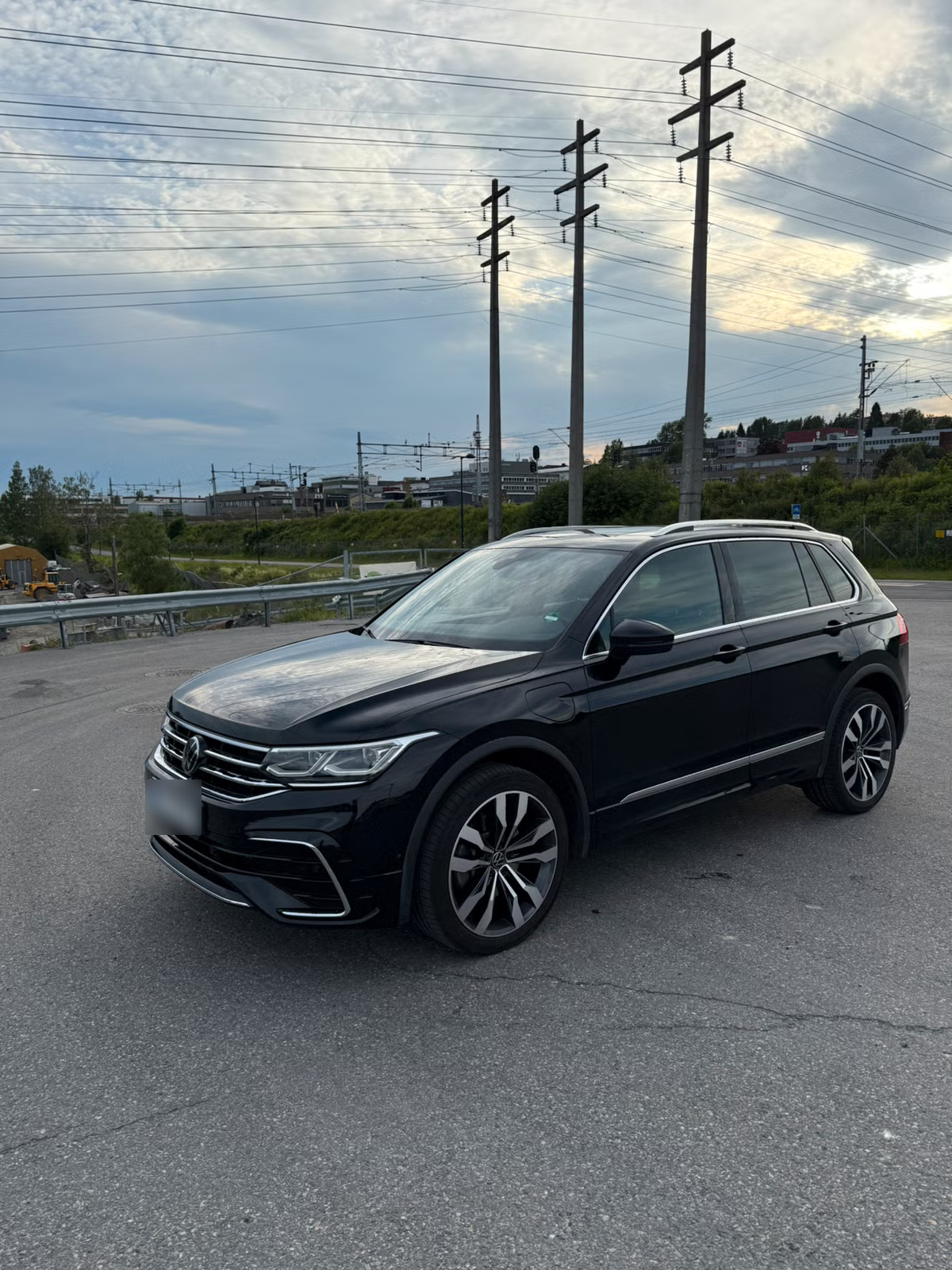 Volkswagen Tiguan eHybrid R-Line 2023 13