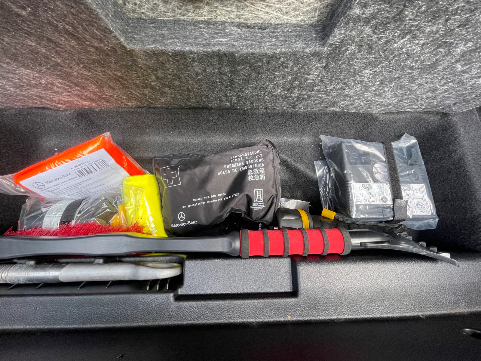 Mercedes-Benz EQE 2022 13