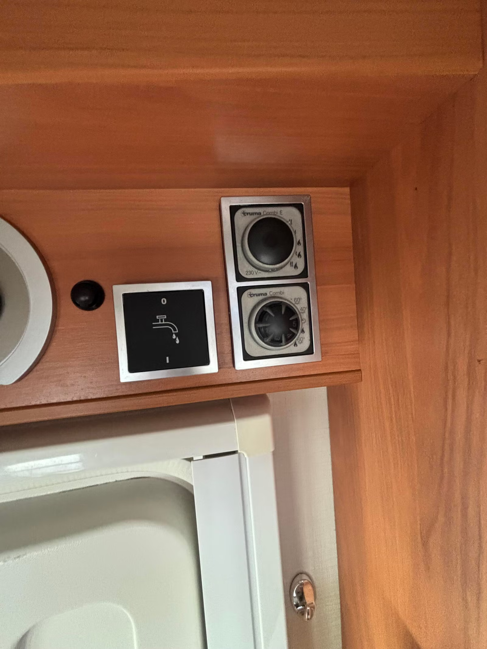 Hymer Exsis 588 2014 11