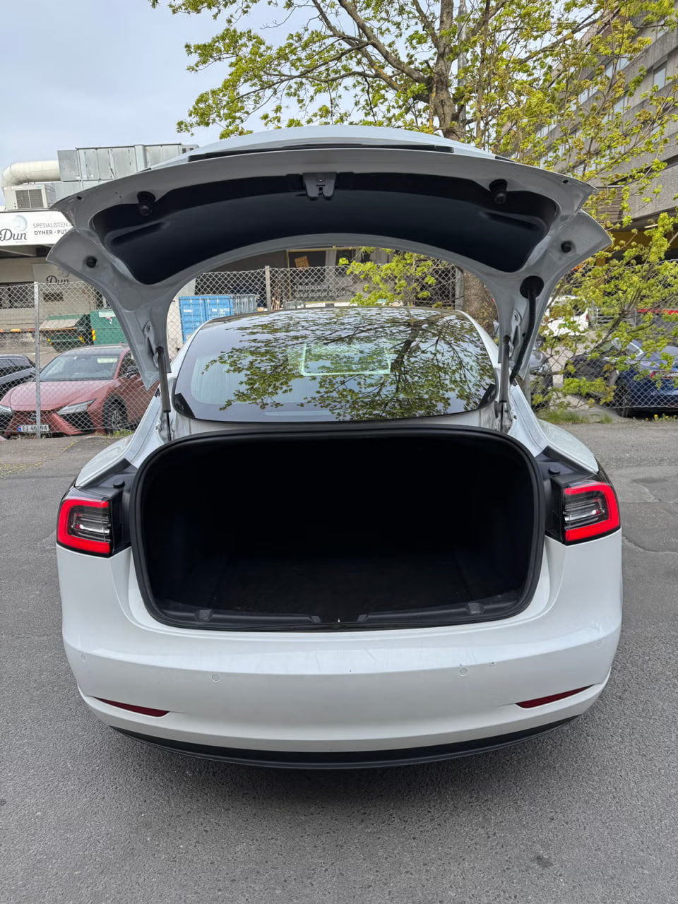 Tesla Model 3 Long Range AWD 2019 13