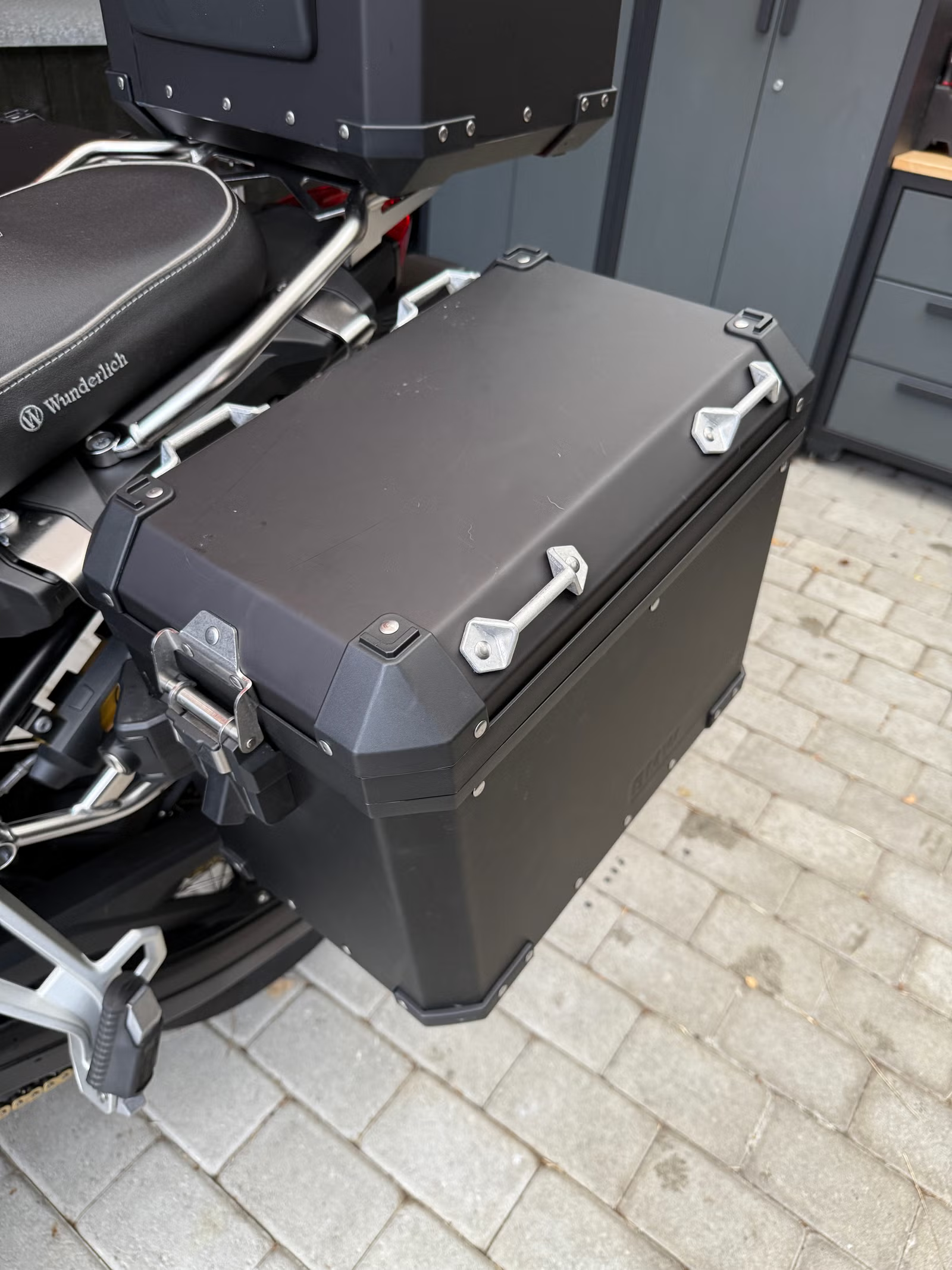 BMW F 850 GS Adventure Triple Black 2023 11