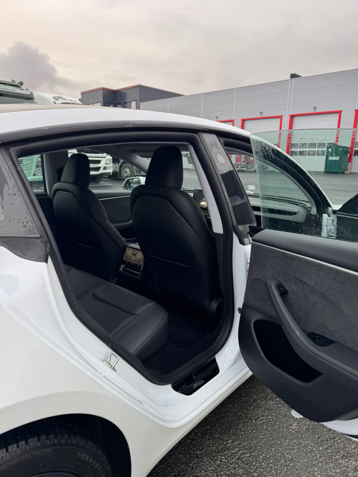 Tesla Model 3 2024 18